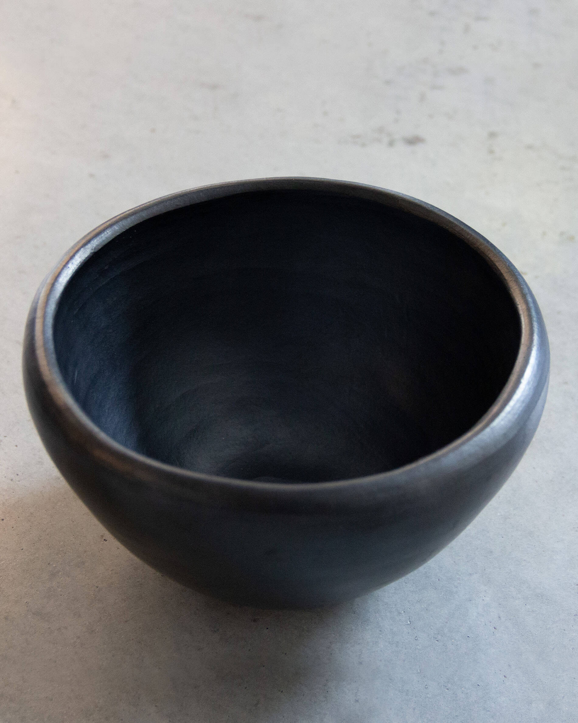 Petit bol en argile noire Chamba