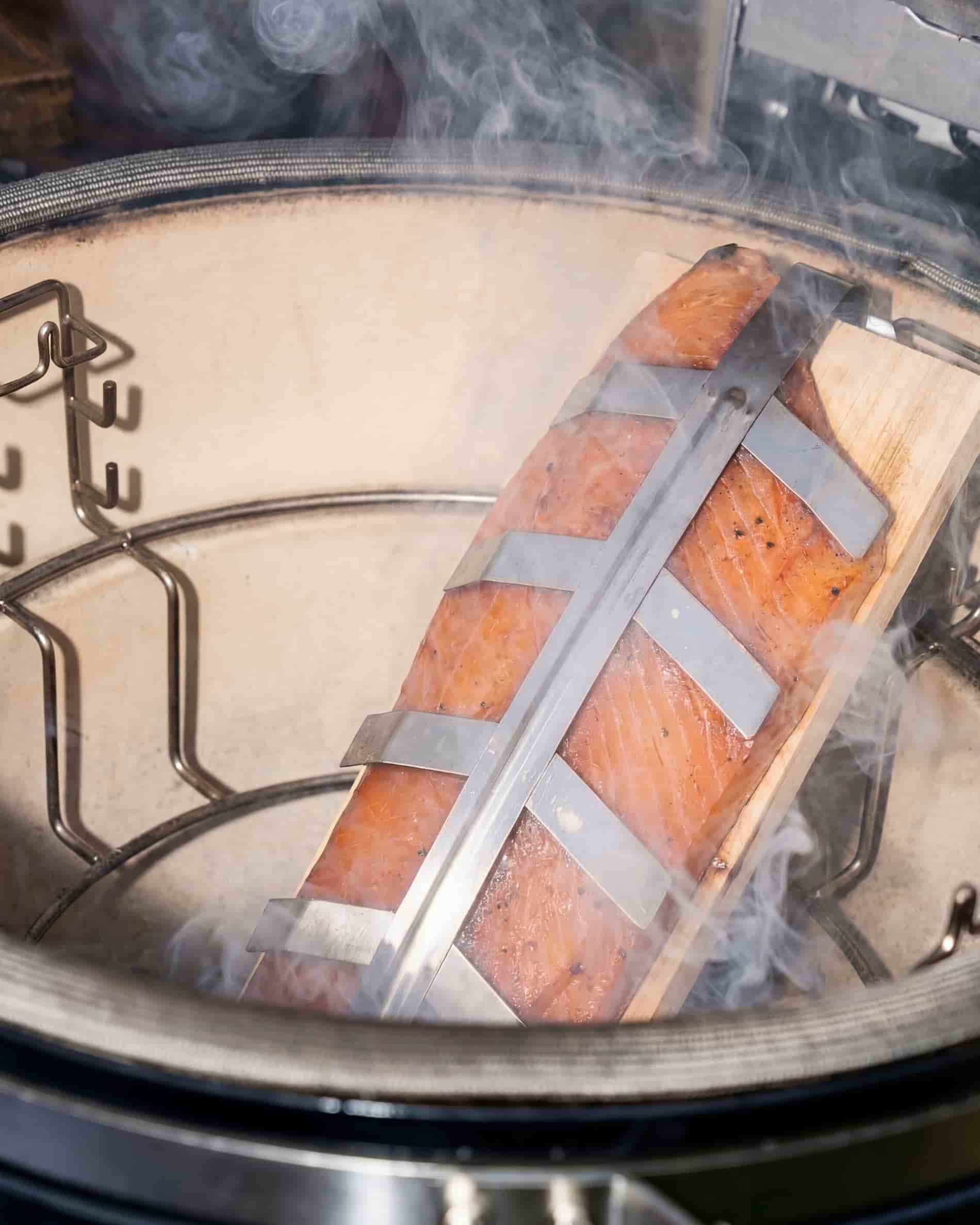 Räucherbrett für Lachs